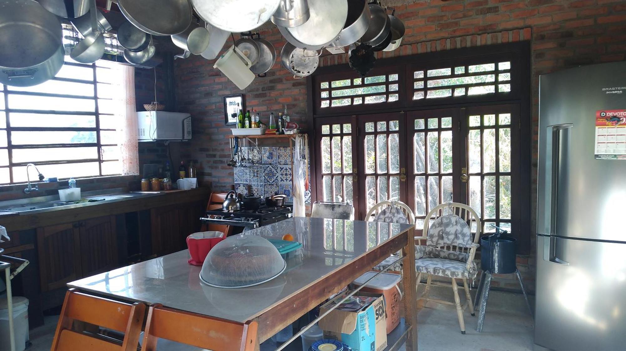 Hostel Holztel Sapiranga Rum bild
